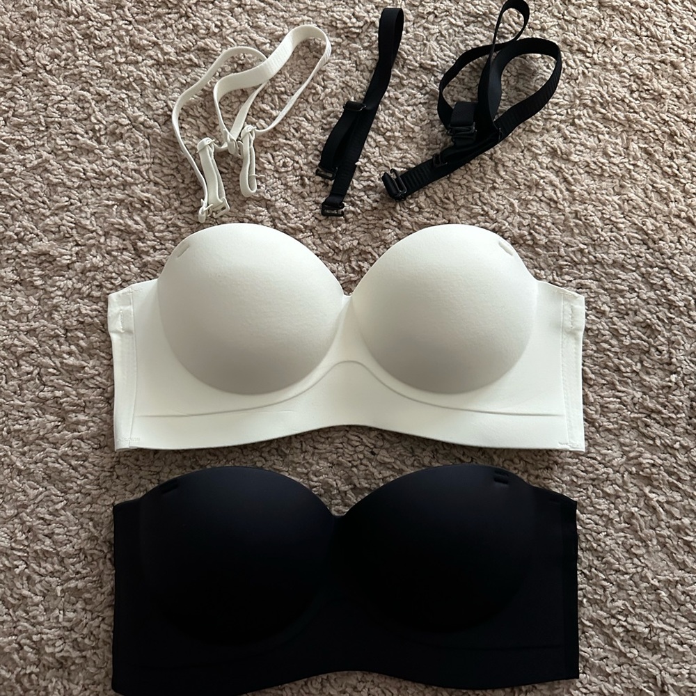 New seamless strapless bras size S